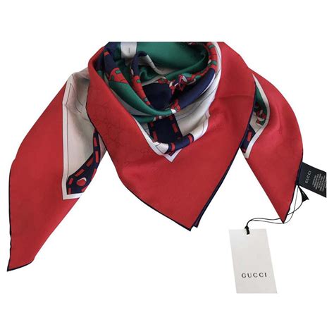 foulard gucci imitazione|Gucci bag counterfeit logo.